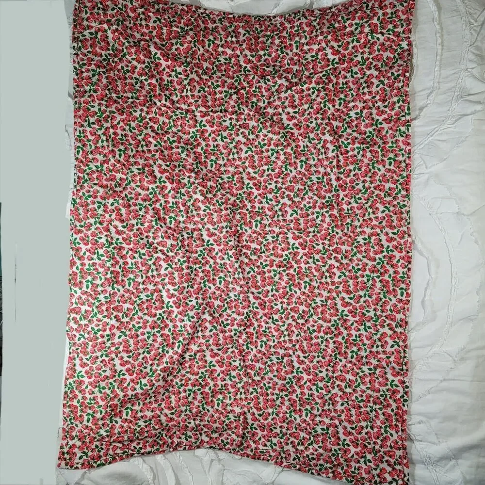 Patchwork Crib Quilt Baby Blanket Floor Play Tummy Time Strawberry Print Back